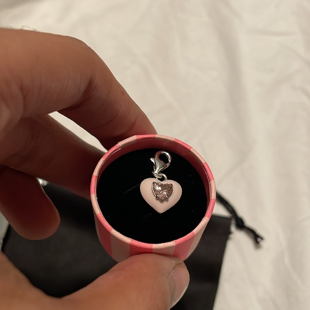 Charm pendant heart with pink stones silver
